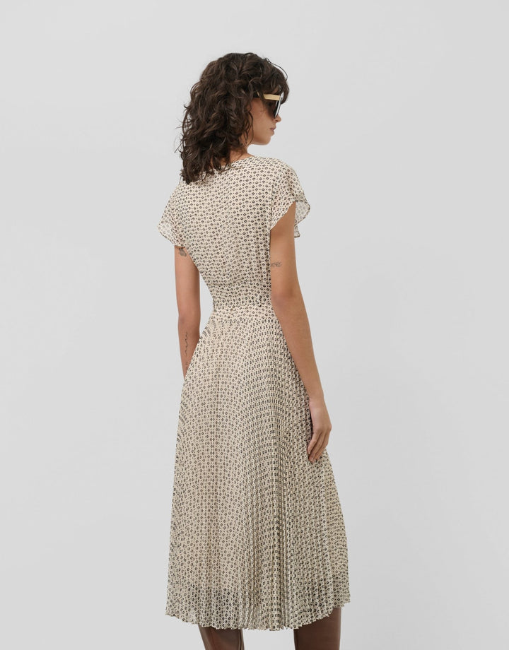 Dresses | Black and white midi dress with pleats and geometric print by Spanish designer Roberto Verino