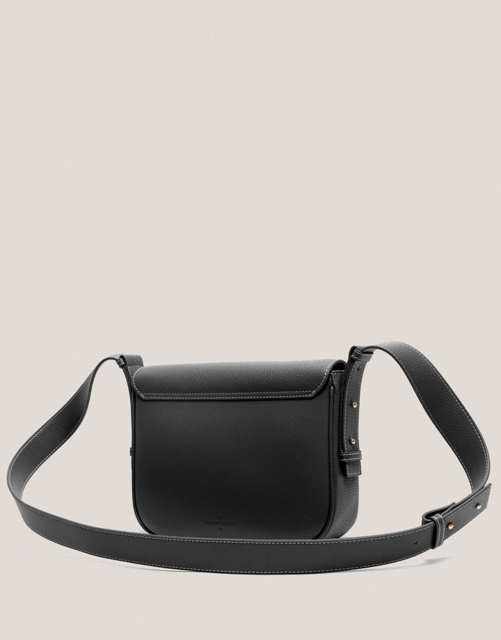 Handbags | Black grained leather Cuca Maxi shoulder bag by Spanish designer Roberto Verino