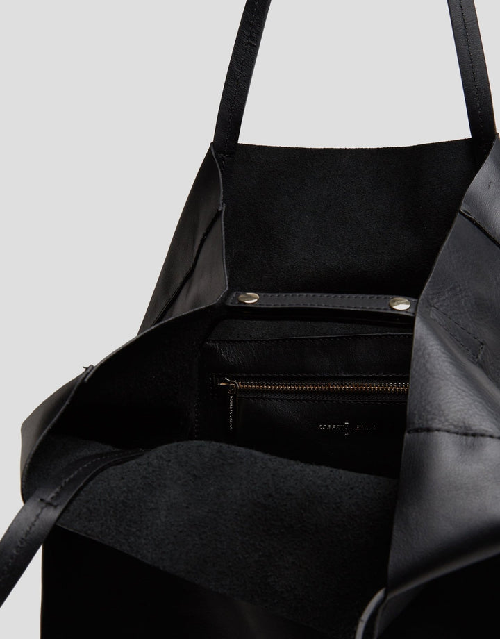 Handbags | Black leather Megan shopping bag by Spanish designer Roberto Verino