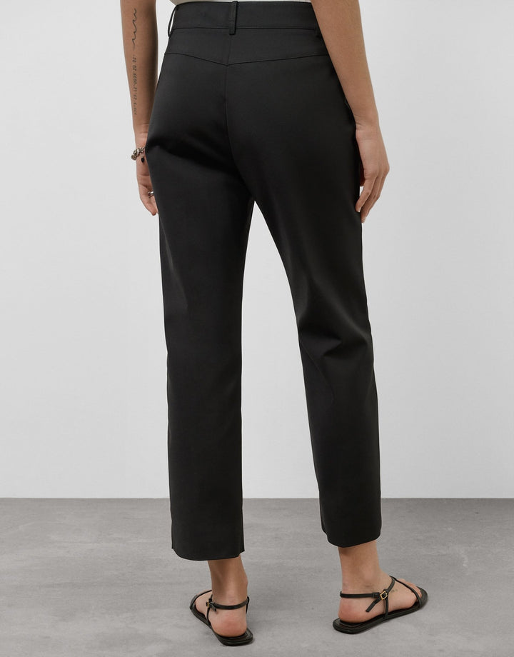 Pants | Black skinny pants by Spanish designer Roberto Verino