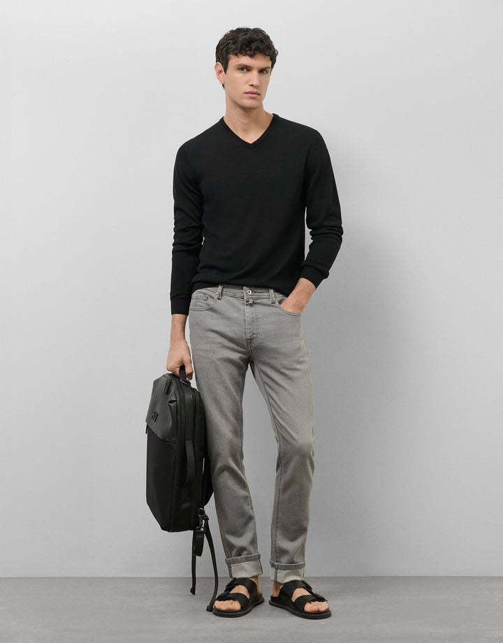 Pants | Black wool sweater with V - neck by Spanish designer Roberto Verino