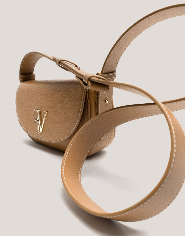 Handbags | Camel grained leather Cuca Mini shoulder bag by Spanish designer Roberto Verino