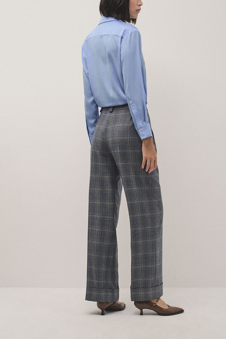 Pants | Grey and blue wales check wool tailored pants with rolled - up hem by Spanish designer Roberto Verino