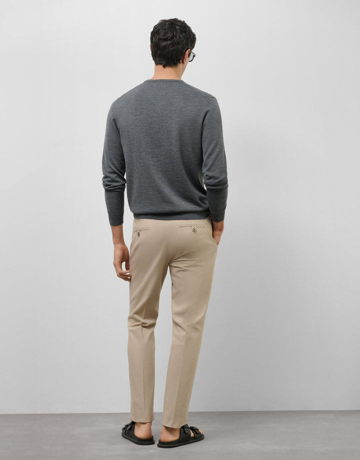 Pants | Grey wool sweater with V - neck by Spanish designer Roberto Verino
