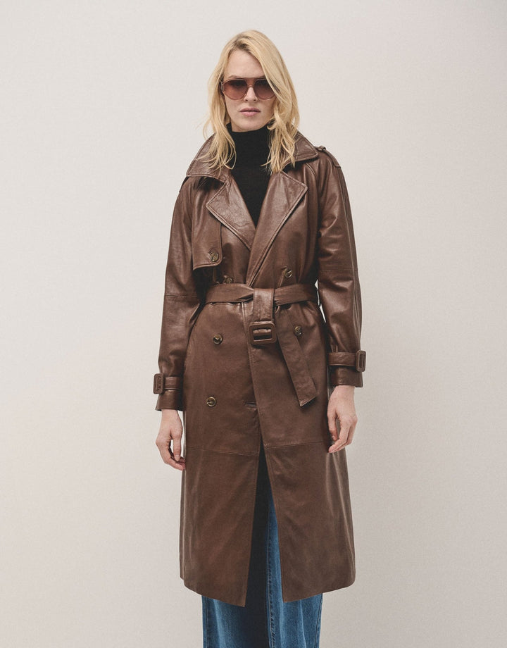 Outwear | Long brown napa raincoat by Spanish designer Roberto Verino