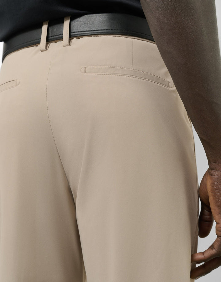 General | Medium sand technical separate pants by Spanish designer Roberto Verino