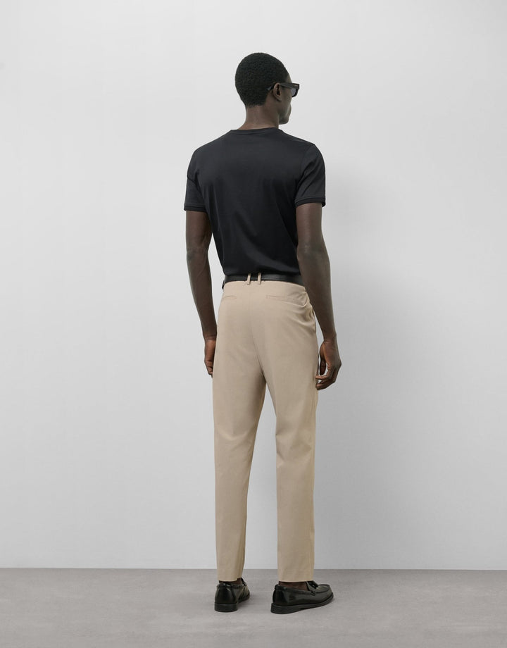 General | Medium sand technical separate pants by Spanish designer Roberto Verino