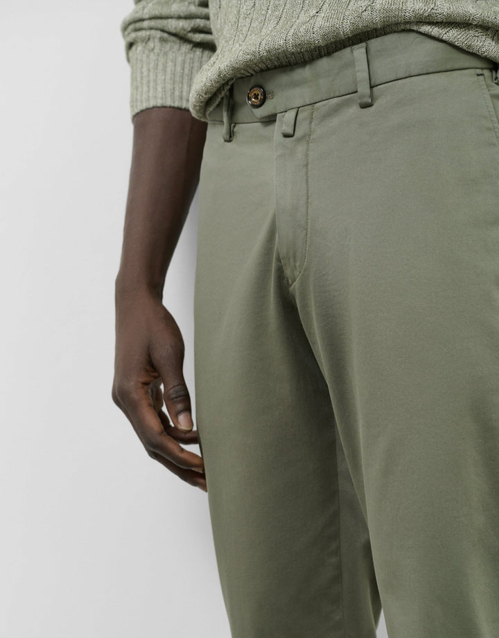 General | Regular beige dyed cotton chinos by Spanish designer Roberto Verino
