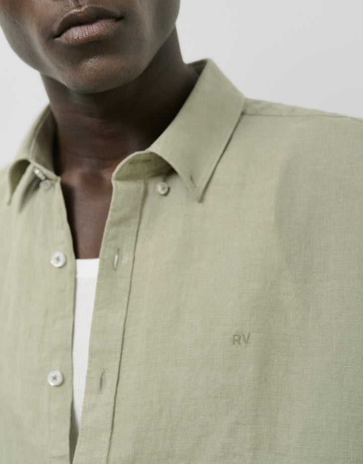 General | Regular white linen sport shirt by Spanish designer Roberto Verino