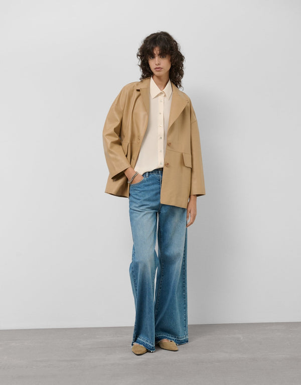 Jackets | Short beige nappa coat by Spanish designer Roberto Verino