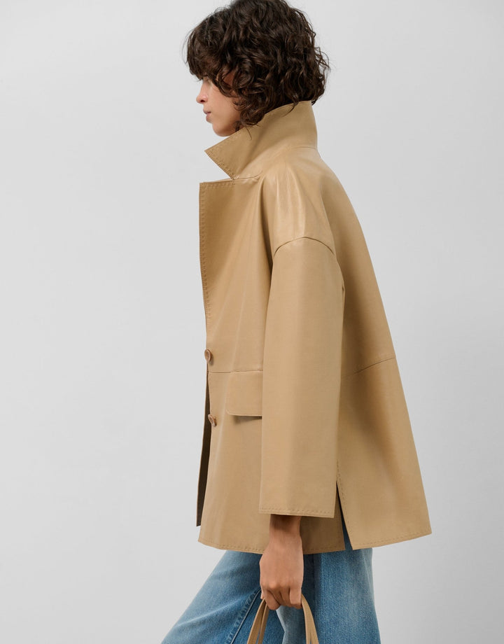 Jackets | Short beige nappa coat by Spanish designer Roberto Verino